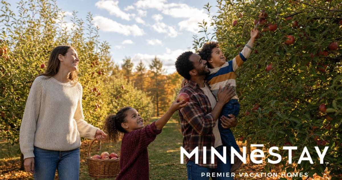 Experience Autumn Apple Picking in Minnesota